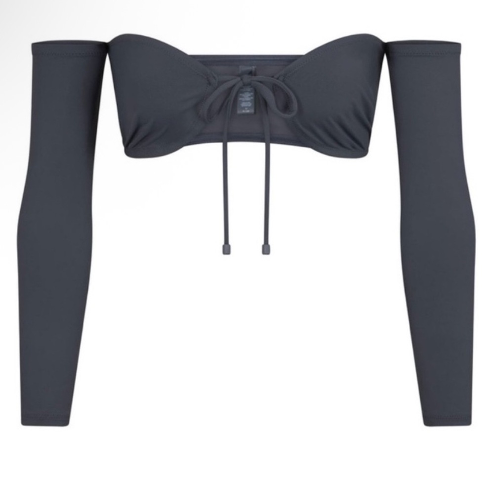 SKIMS SKIMS RECYCLED SWIM
LONG SLEEVE BIKINI TOP XXS GUNMETAL